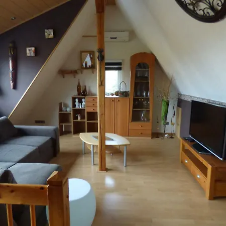 Apartment Ferienwohnung Rauch Kruft